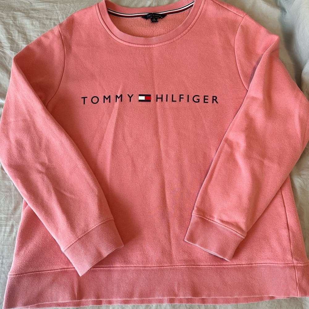 Pink Tommy Hilfiger crew